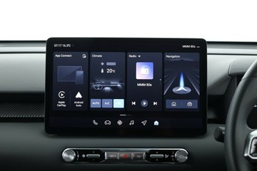 https://vehicle-cdn.autoleague.cloud/32838_1649415_21.jpg