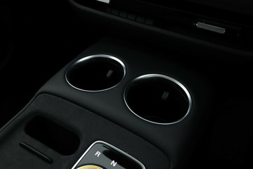 https://vehicle-cdn.autoleague.cloud/32838_1649415_24.jpg