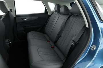 https://vehicle-cdn.autoleague.cloud/32838_1649415_29.jpg