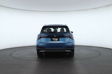 https://vehicle-cdn.autoleague.cloud/32838_1649415_9.jpg