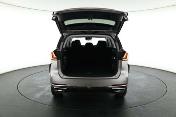 https://vehicle-cdn.autoleague.cloud/32838_1671172_11.jpg