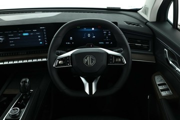https://vehicle-cdn.autoleague.cloud/32838_1671172_20.jpg