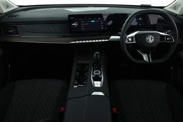 https://vehicle-cdn.autoleague.cloud/32838_1671172_34.jpg