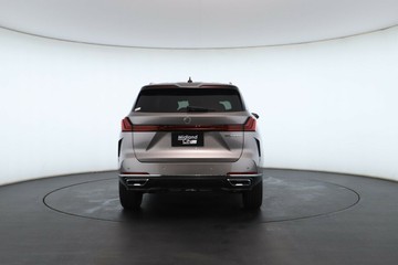 https://vehicle-cdn.autoleague.cloud/32838_1671172_9.jpg