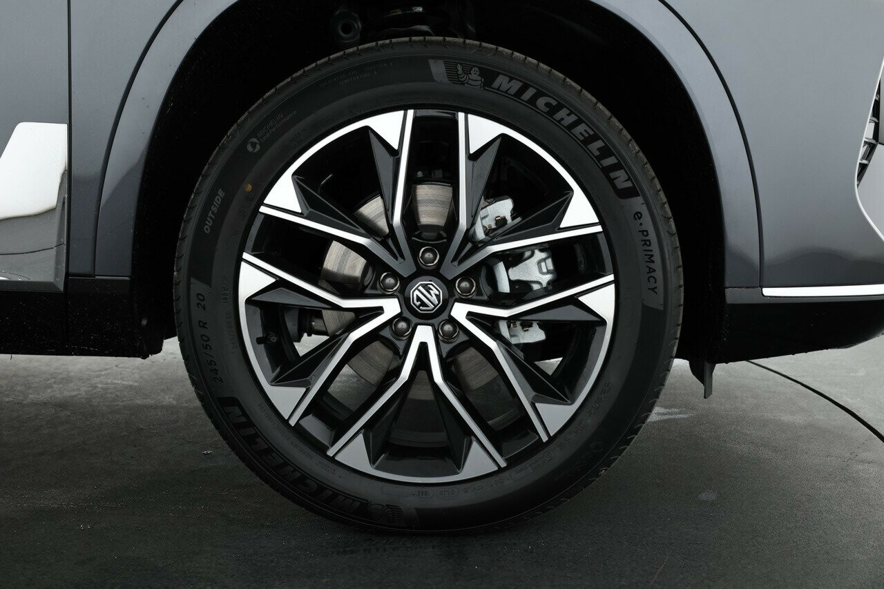 MG Qs image 3