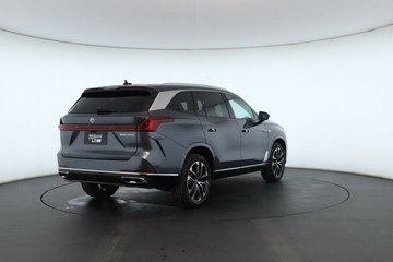 https://vehicle-cdn.autoleague.cloud/32838_1686418_17.jpg