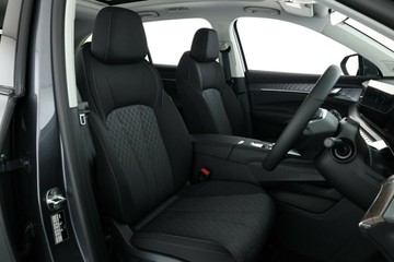 https://vehicle-cdn.autoleague.cloud/32838_1686418_19.jpg