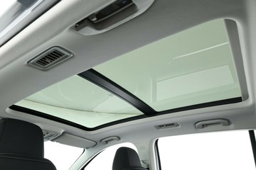 https://vehicle-cdn.autoleague.cloud/32838_1686418_27.jpg