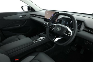 https://vehicle-cdn.autoleague.cloud/32838_1708666_18.jpg