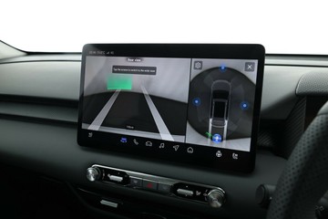 https://vehicle-cdn.autoleague.cloud/32838_1708666_23.jpg