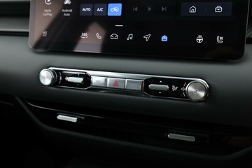 https://vehicle-cdn.autoleague.cloud/32838_1708666_24.jpg