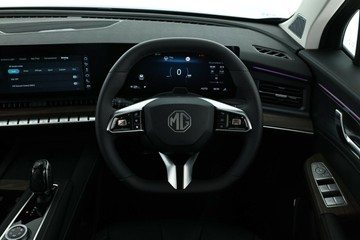 https://vehicle-cdn.autoleague.cloud/32838_1720861_37.jpg