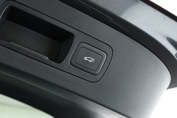 https://vehicle-cdn.autoleague.cloud/32838_1720861_8.jpg