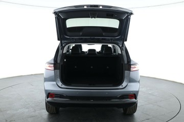 https://vehicle-cdn.autoleague.cloud/32838_172347_13.jpg