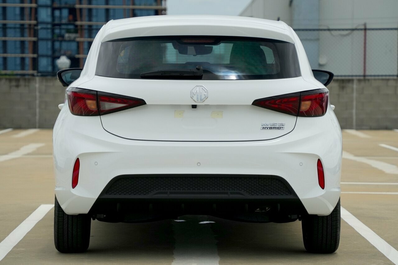 MG Mg3 image 3