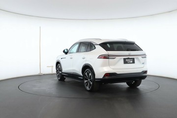 https://vehicle-cdn.autoleague.cloud/32838_173131_12.jpg
