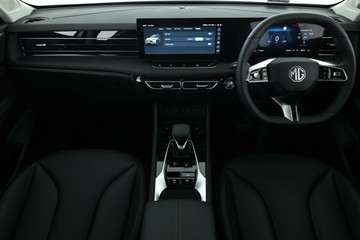 https://vehicle-cdn.autoleague.cloud/32838_173131_37.jpg