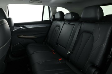 https://vehicle-cdn.autoleague.cloud/32838_1740058_34.jpg