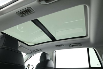 https://vehicle-cdn.autoleague.cloud/32838_1740058_35.jpg