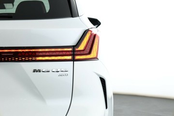 https://vehicle-cdn.autoleague.cloud/32838_1740058_6.jpg