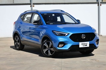 https://vehicle-cdn.autoleague.cloud/32838_185216_1.jpg