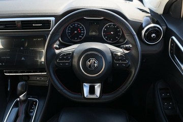 https://vehicle-cdn.autoleague.cloud/32838_185216_16.jpg