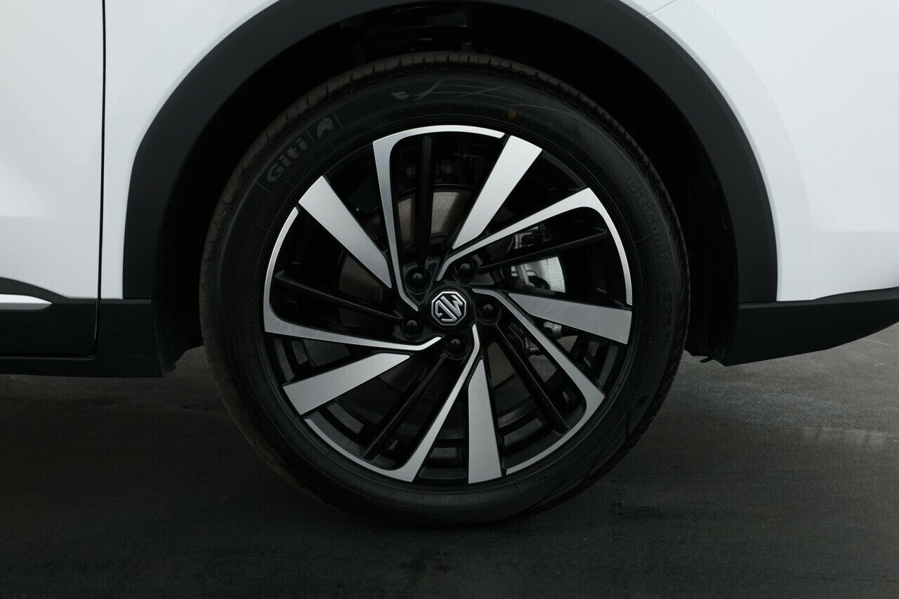 MG Zs image 3