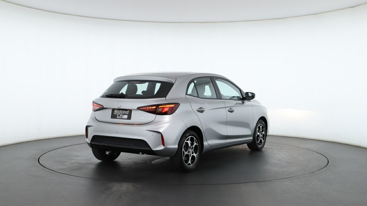 MG Mg3 image 3