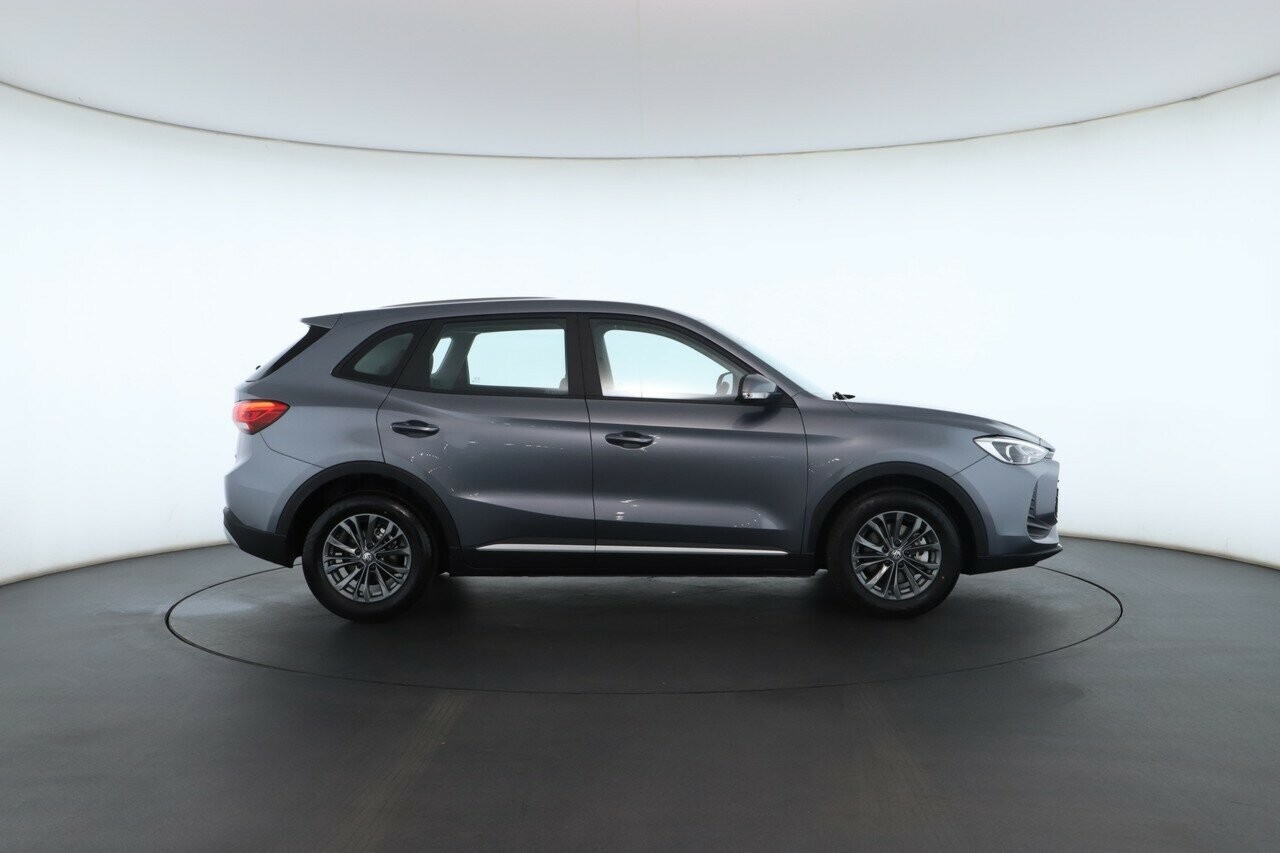 MG Zs image 2