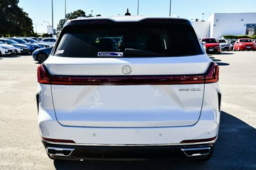 https://vehicle-cdn.autoleague.cloud/32838_223740_7.jpg
