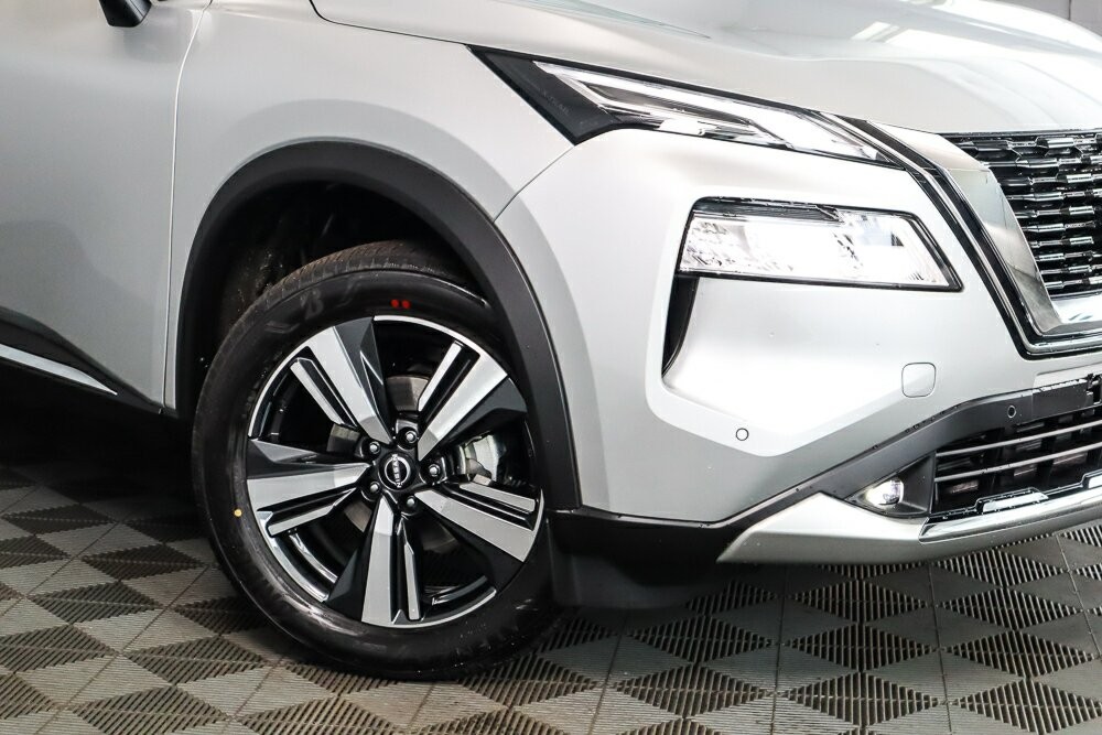 Nissan X-trail image 2