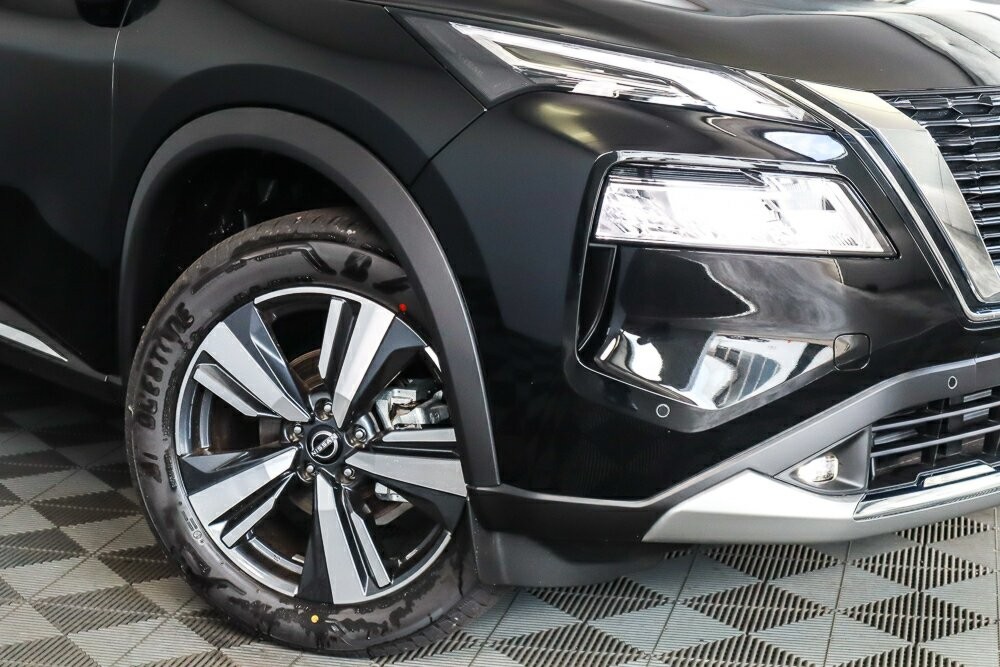 Nissan X-trail image 2