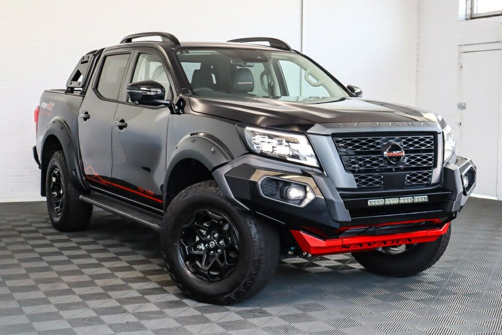 Nissan Navara image 1