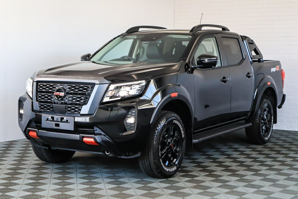 Nissan Navara image 4
