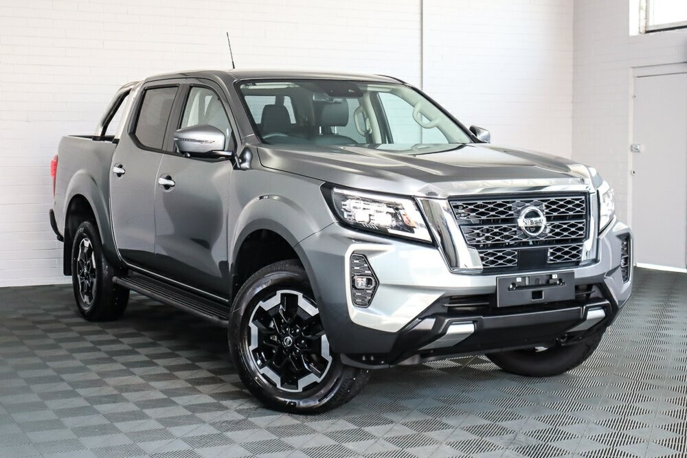Nissan Navara image 1