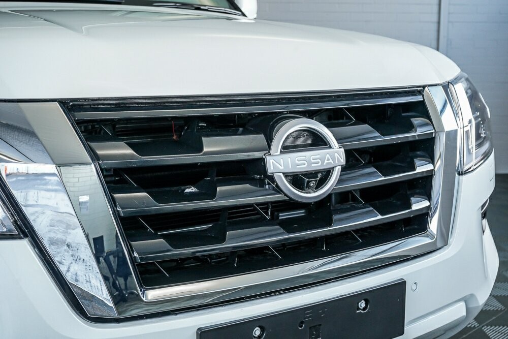Nissan Patrol image 4