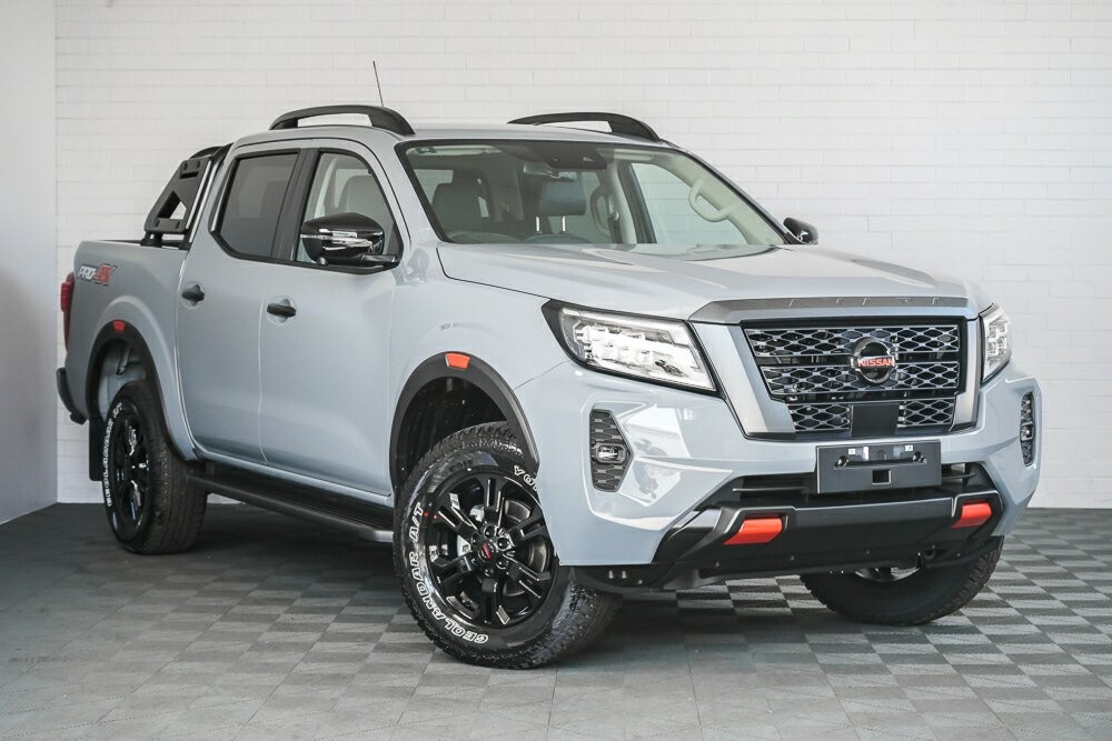 Nissan Navara image 1