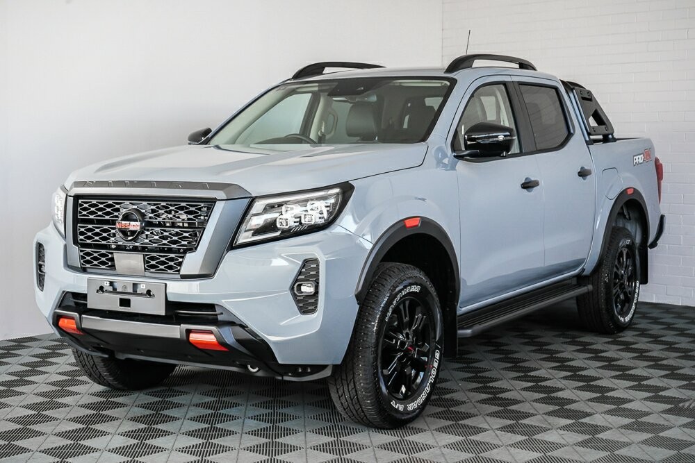 Nissan Navara image 4