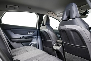 https://vehicle-cdn.autoleague.cloud/33417_2955502_10.jpg