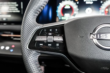 https://vehicle-cdn.autoleague.cloud/33417_2955502_16.jpg