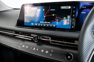 https://vehicle-cdn.autoleague.cloud/33417_2955502_19.jpg