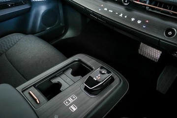 https://vehicle-cdn.autoleague.cloud/33417_2955502_21.jpg