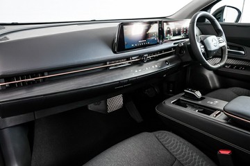 https://vehicle-cdn.autoleague.cloud/33417_2955502_22.jpg