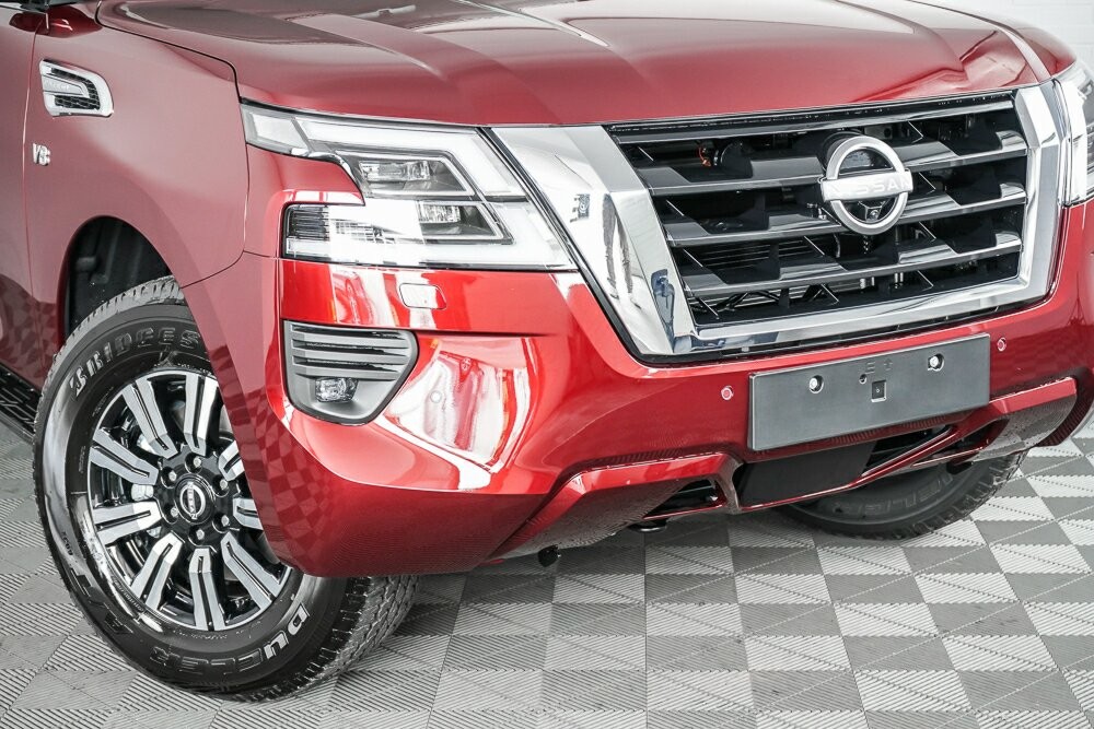 Nissan Patrol image 2