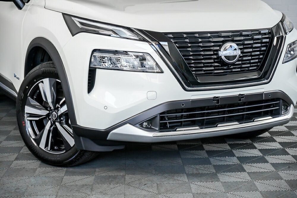 Nissan X-trail image 2