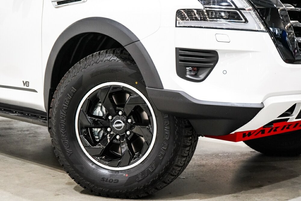 Nissan Patrol image 2