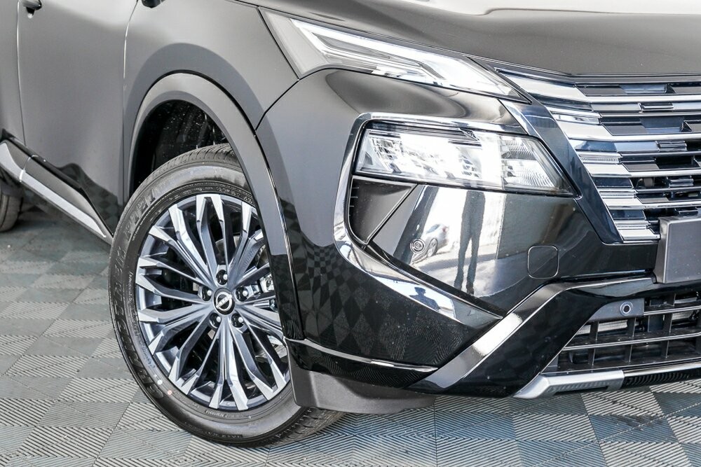 Nissan X-trail image 2