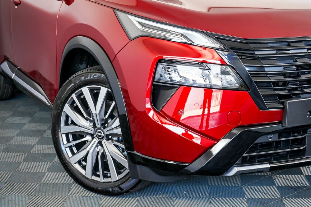 Nissan X-trail image 2