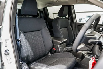 https://vehicle-cdn.autoleague.cloud/33417_2986858_17.jpg