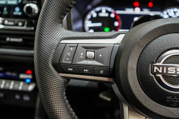 https://vehicle-cdn.autoleague.cloud/33417_2986858_19.jpg
